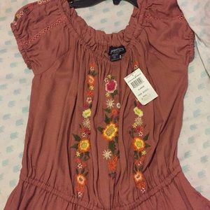 Meet your Posher, Caitlyn